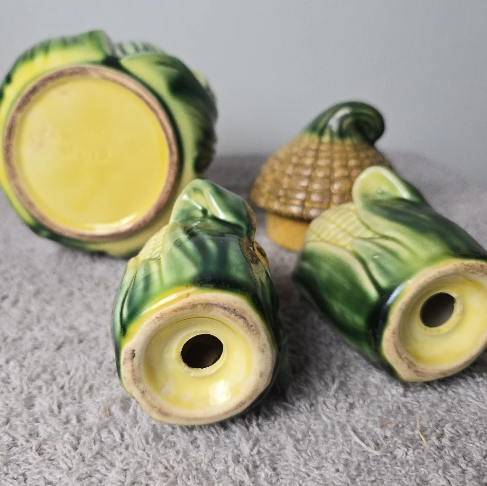 Vintage Staanfordware Corn Cob Lidded Jar And Salt And Pepper Shakers 1940s